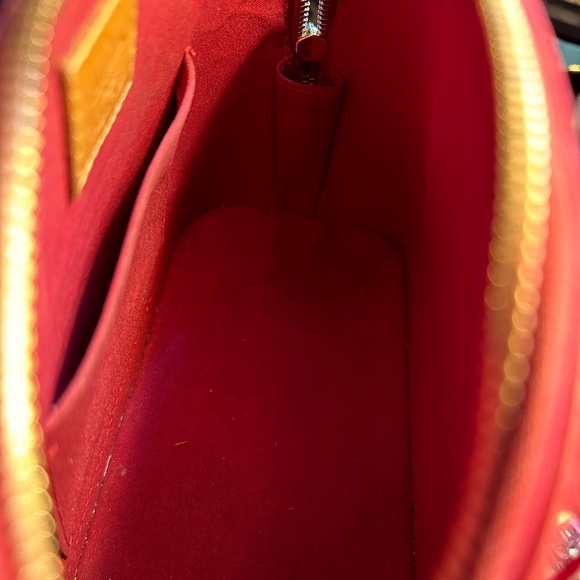 Louis Vuitton Alma bb vernis red double handle with lock & 2 keys - Picture 6 of 16